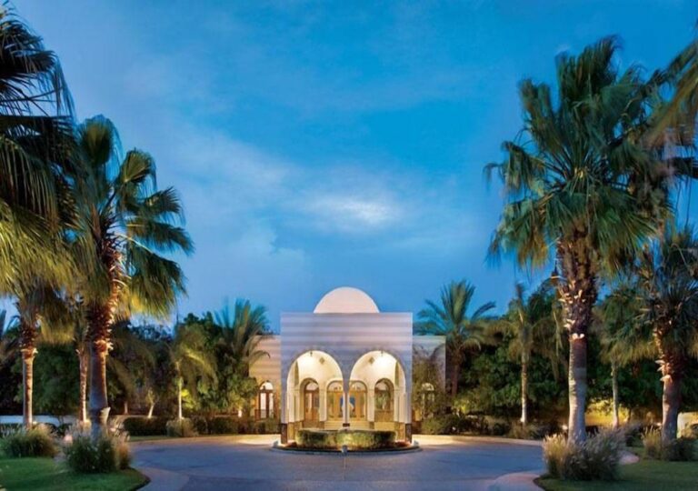 Spa from The Oberoi Beach Resort Sahl Hasheesh luxury entrance and gardens